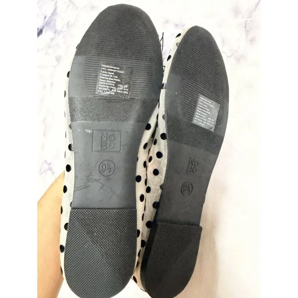 No Boundaries Women's Mesh Black White Polka Dot Ballet Flats